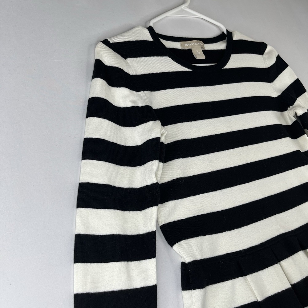 Banana Republic Women Small Black White Striped Peplum Knit Sweater Long Sleeve - Picture 6 of 16